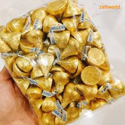 Chocolate HERSHEYS Kisses Creamy Milk Chocolate 1 Piece Coklat